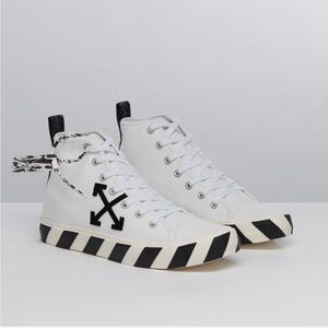 OFF-WHITE Vulc Mid Canvas Sneakers
